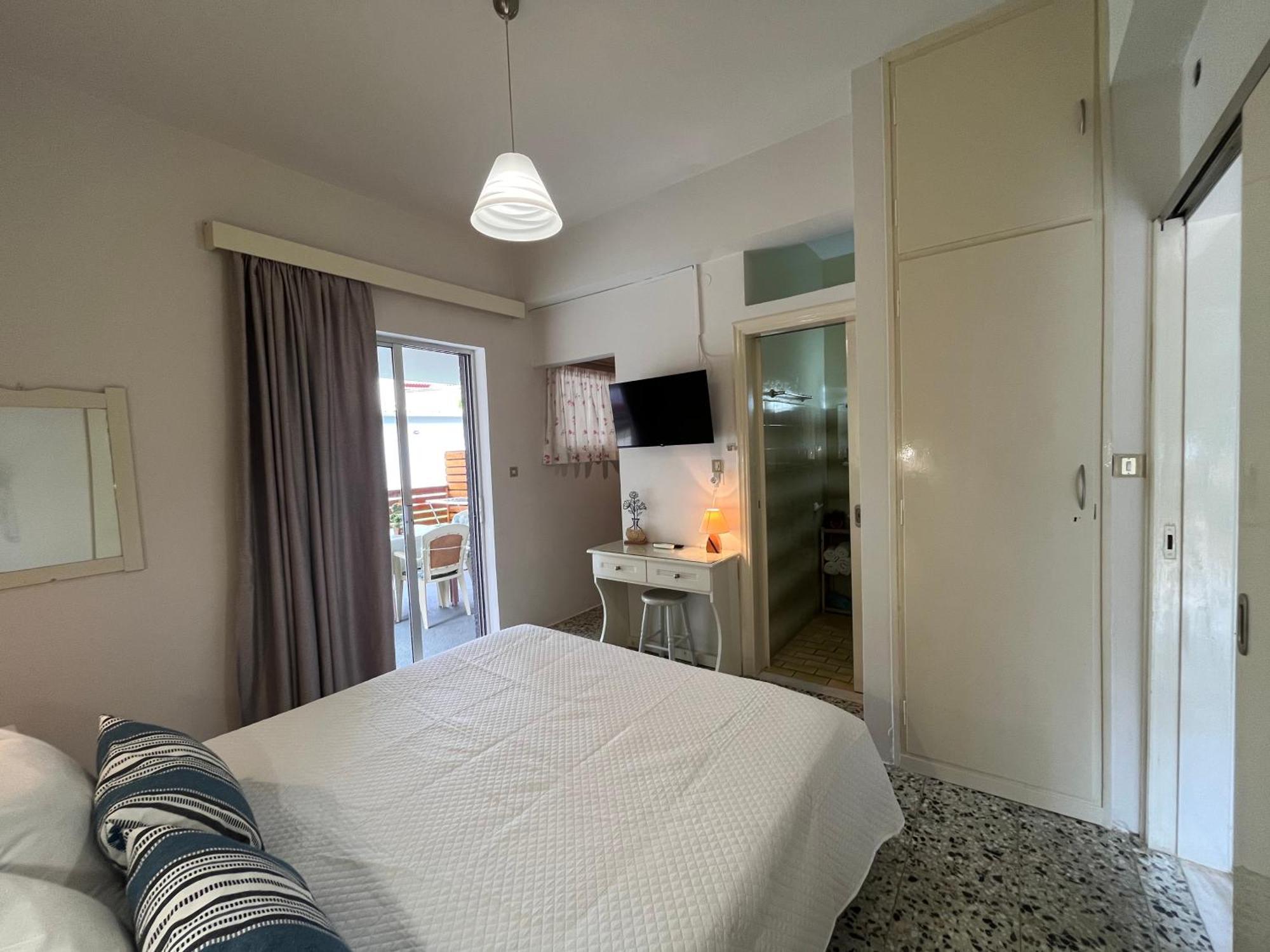 Nikos Apartment