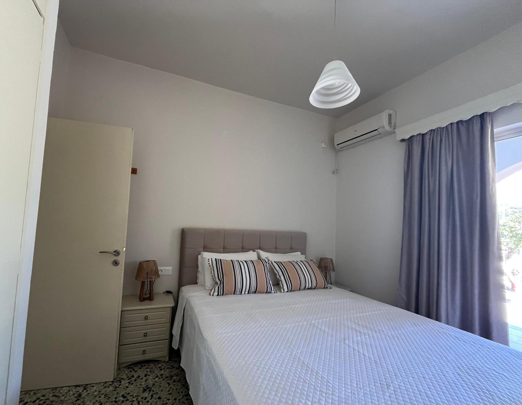 Nikos Apartment *