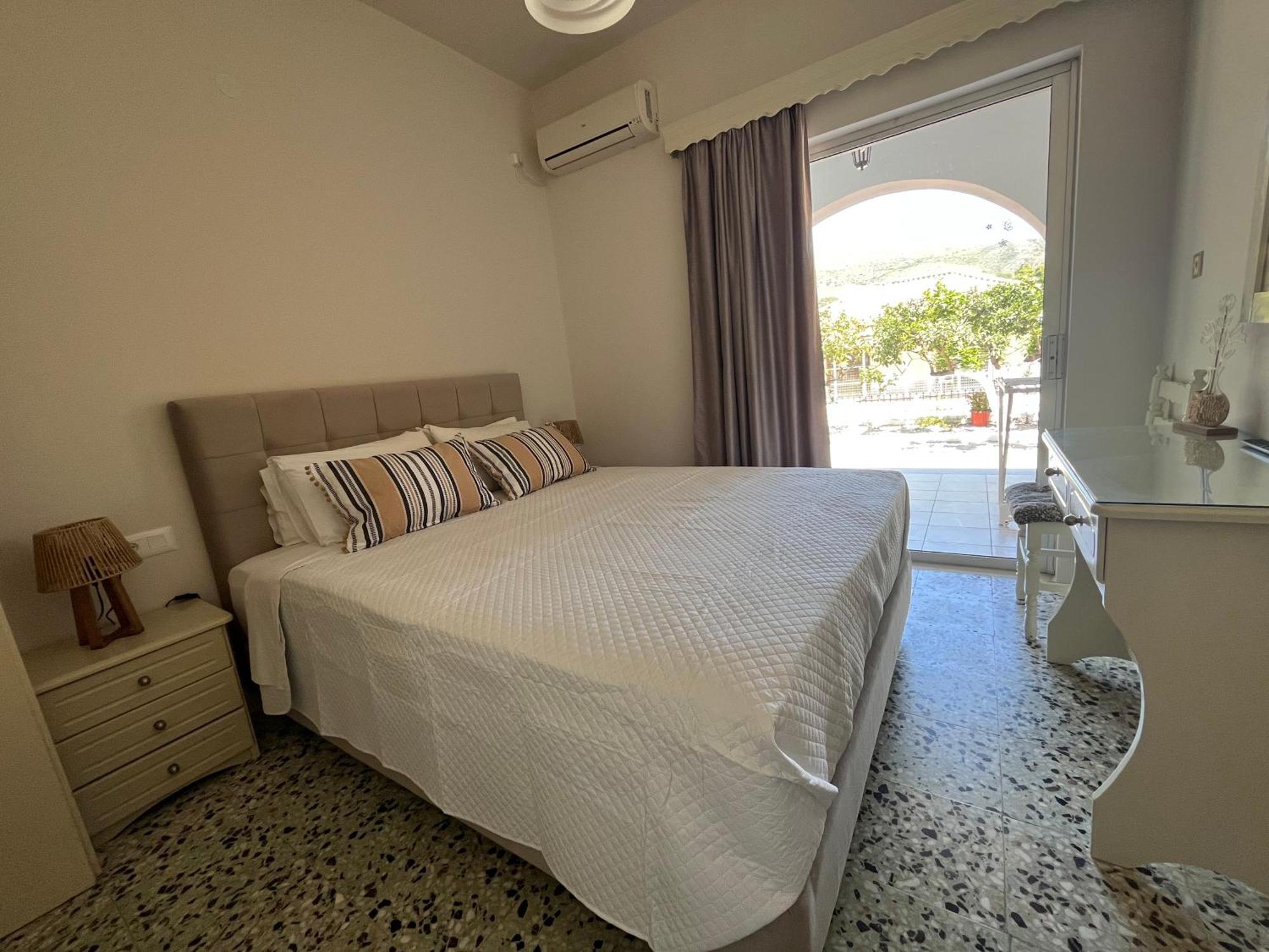Apartment Nikos